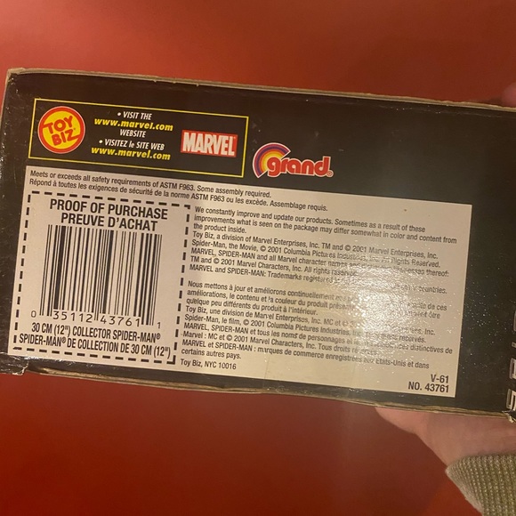 Super Rare! 2001 Toy Biz Marvel SpiderMan 12" Figure Fabric Clothing Spider-Man - Picture 3 of 3